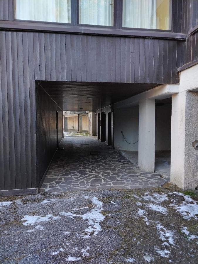 Appartamento Incantevole Immerso Nella Neve มาริลเลวา ภายนอก รูปภาพ